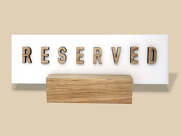 таблички на стол reserved